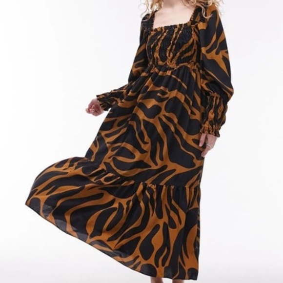 TOPSHOP | Shirred Long Sleeve Maxi Dress In Black Multi | US 12 - Picture 1 of 5
